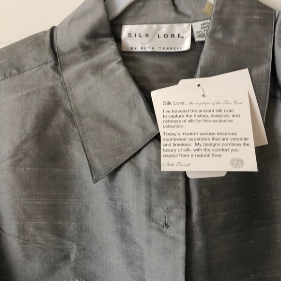 Woman’s large Silk Lore long sleeve blouse - Picture 4 of 4